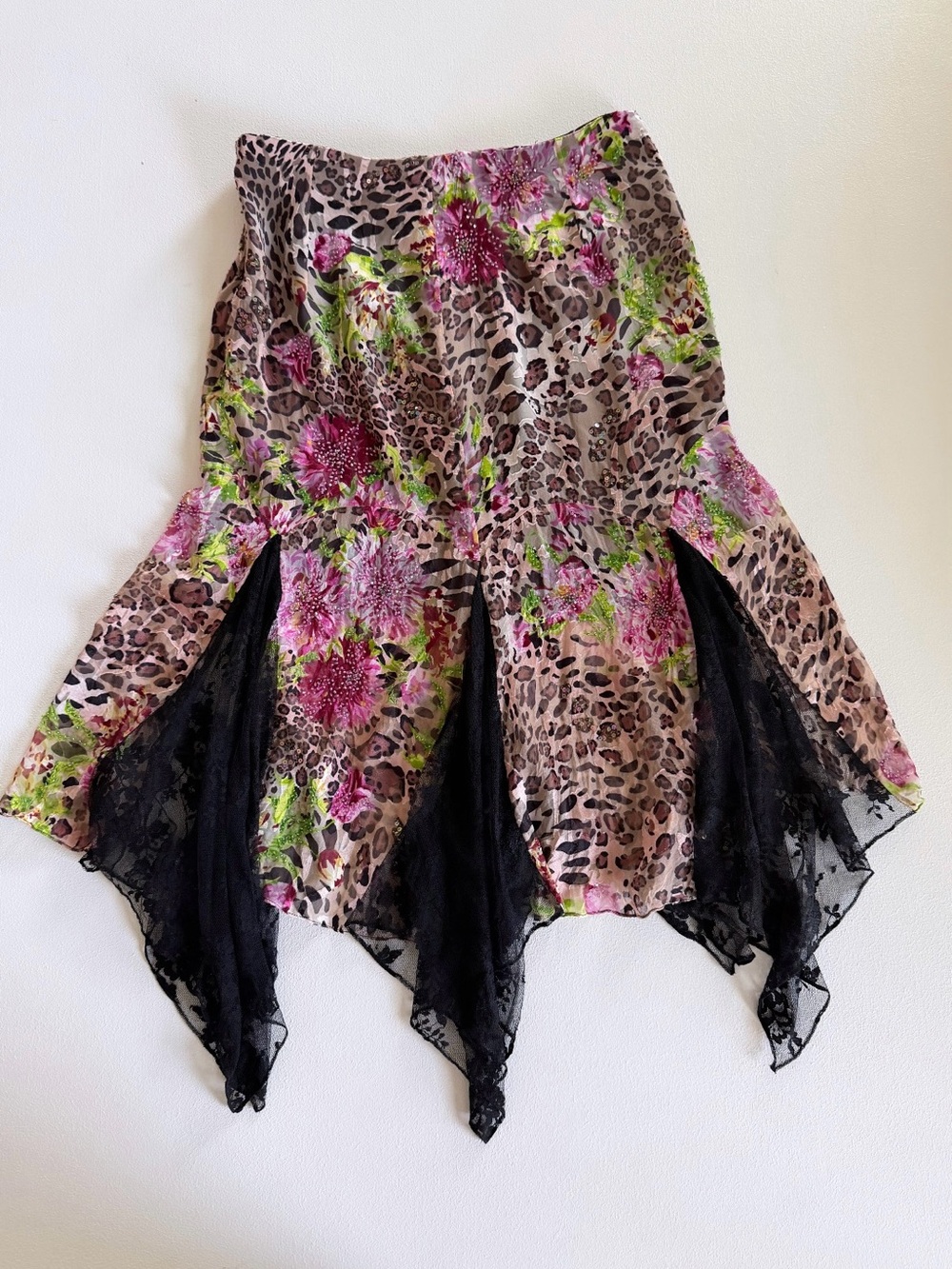 Vintage Silk Blend Floral Leopard Sequin Beaded
Handkerchief Lace Midi Skirt